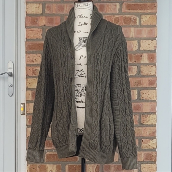 L.L.Bean Men's Olive Fisherman Cable Knit Sweater- Size L - Picture 4 of 14